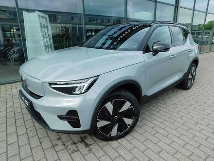Вольво XC40 2024 в Европе на Automoto.ua Серый Вольво XC40, объемом двигателя 0 л и пробегом 10 тыс. км за 67168 $, фото 1 на Automoto.ua