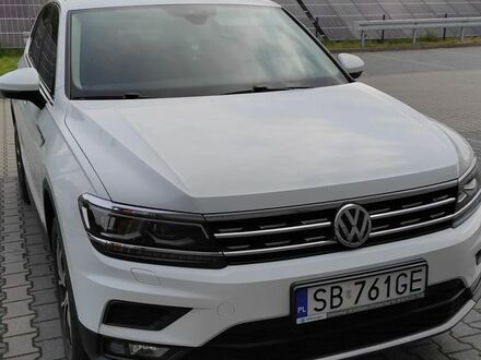 Фольксваген Tiguan Allspace 2018 в Европе на Automoto.ua Белый Фольксваген Tiguan Allspace, объемом двигателя 1 л и пробегом 95 тыс. км за 19855 $, фото 1 на Automoto.ua