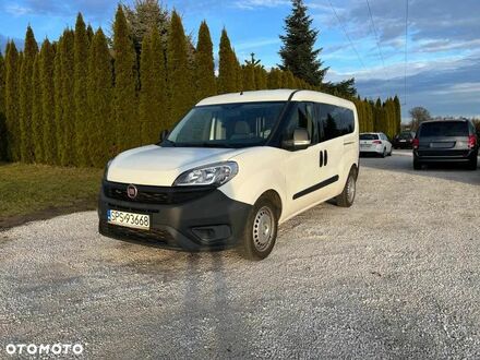 Фіат Добло 2017 у Європі на Automoto.ua Білий Фіат Добло, об'ємом двигуна 1 л та пробігом 74 тис. км за 36900 $, фото 1 на Automoto.ua