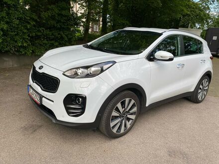 Белый Киа Sportage, объемом двигателя 1.69 л и пробегом 162 тыс. км за 18497 $, фото 1 на Automoto.ua