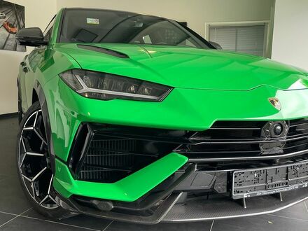Ламборджини Урус 2024 в Европе на Automoto.ua Зеленый Ламборджини Урус, объемом двигателя 4 л и пробегом 400 тыс. км за 409279 $, фото 1 на Automoto.ua