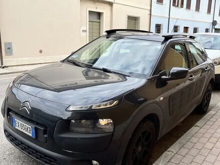 Ситроен C4 Кактус 2015 в Европе на Automoto.ua Ситроен C4 Кактус, объемом двигателя 0 л и пробегом 117 тыс. км за 8010 $, фото 1 на Automoto.ua