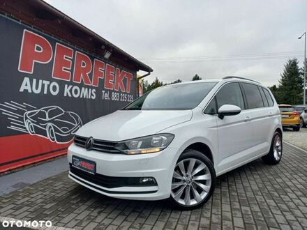 Фольксваген Туран 2021 в Европе на Automoto.ua Белый Фольксваген Туран, объемом двигателя 1 л и пробегом 55 тыс. км за 95900 $, фото 1 на Automoto.ua