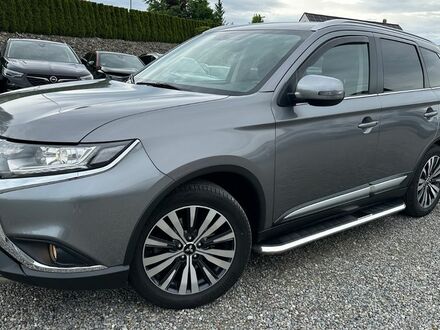 Мицубиси Аутлендер 2019 в Европе на Automoto.ua Серый Мицубиси Аутлендер, объемом двигателя 2 л и пробегом 115 тыс. км за 17767 $, фото 1 на Automoto.ua