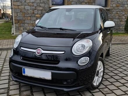 Фіат 500L 2014 у Європі на Automoto.ua Чорний Фіат 500L, об'ємом двигуна 0.88 л та пробігом 92 тис. км за 25900 $, фото 1 на Automoto.ua
