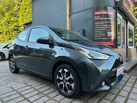 Тойота Айго 2019 в Европе на Automoto.ua Серый Тойота Айго, объемом двигателя 1 л и пробегом 97 тыс. км за 9364 $, фото 1 на Automoto.ua