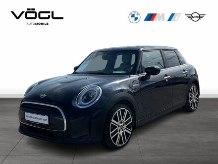 Міні Cooper 2022 у Європі на Automoto.ua Синій Міні Cooper, об'ємом двигуна 1.5 л та пробігом 37 тис. км за 26449 $, фото 1 на Automoto.ua