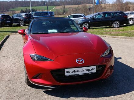 Мазда МХ-5 2016 в Европе на Automoto.ua Красный Мазда МХ-5, объемом двигателя 2 л и пробегом 62 тыс. км за 22095 $, фото 1 на Automoto.ua