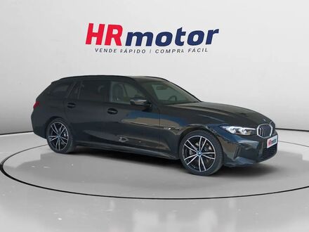 БМВ 320 2022 в Европе на Automoto.ua Черный БМВ 320, объемом двигателя 2 л и пробегом 90 тыс. км за 35541 $, фото 1 на Automoto.ua