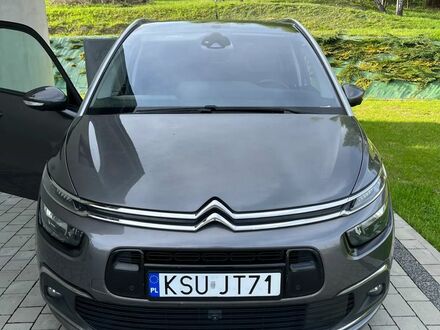 Ситроен Space Tourer 2017 в Европе на Automoto.ua Серый Ситроен Space Tourer, объемом двигателя 1 л и пробегом 163 тыс. км за 52900 $, фото 1 на Automoto.ua