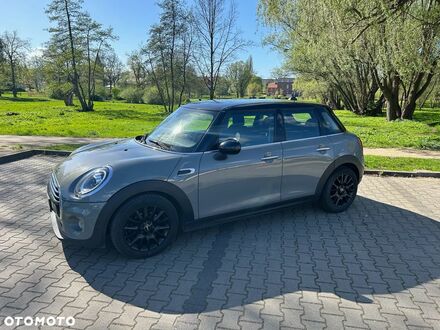 Міні Cooper, об'ємом двигуна 1.5 л та пробігом 111 тис. км за 15745 $, фото 1 на Automoto.ua