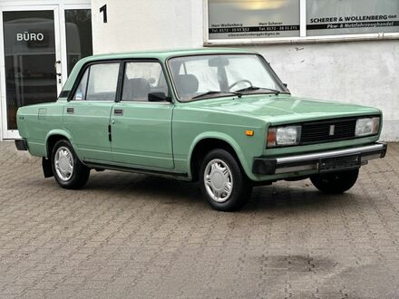 Lada Nova 1988 в Европе на Automoto.ua Зеленый Lada Nova, объемом двигателя 1.29 л и пробегом 17 тыс. км за 3340 $, фото 1 на Automoto.ua