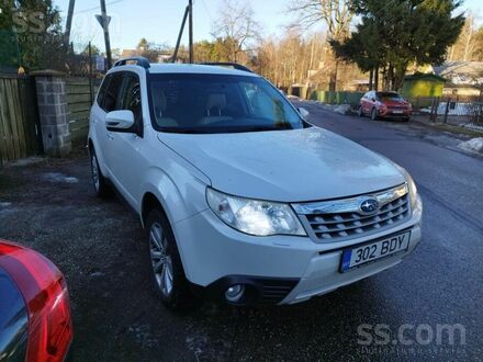 Субару Forester 2011 у Європі на Automoto.ua Білий Субару Forester, об'ємом двигуна 2 л та пробігом 159 тис. км за 6500 $, фото 1 на Automoto.ua