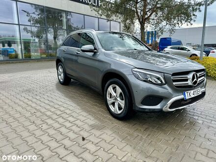 Мерседес ЦЛЦ-клас 2017 у Європі на Automoto.ua Сірий Мерседес ЦЛЦ-клас, об'ємом двигуна 1 л та пробігом 79 тис. км за 117000 $, фото 1 на Automoto.ua