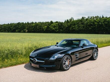 Мерседес SLS AMG 2011 в Европе на Automoto.ua Черный Мерседес SLS AMG, объемом двигателя 6.21 л и пробегом 33 тыс. км за 276415 $, фото 1 на Automoto.ua