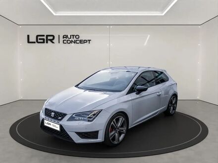 Сеат Leon 2014 у Європі на Automoto.ua Білий Сеат Leon, об'ємом двигуна 1.98 л та пробігом 115 тис. км за 21417 $, фото 1 на Automoto.ua