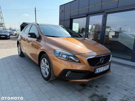 Вольво V40 2013 у Європі на Automoto.ua Вольво V40, об'ємом двигуна 1 л та пробігом 185 тис. км за 36900 $, фото 1 на Automoto.ua