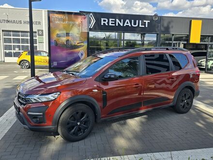 Дачия Jogger 2022 в Европе на Automoto.ua Коричневый Дачия Jogger, объемом двигателя 1 л и пробегом 23 тыс. км за 21316 $, фото 1 на Automoto.ua