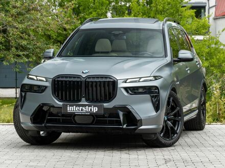 БМВ X7 2024 в Европе на Automoto.ua Серый БМВ X7, объемом двигателя 2.99 л и пробегом 8 тыс. км за 122031 $, фото 1 на Automoto.ua