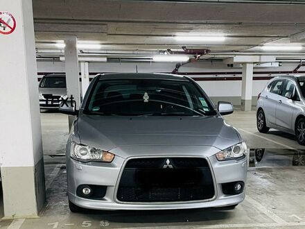 Мицубиси Лансер 2010 в Европе на Automoto.ua Серый Мицубиси Лансер, объемом двигателя 0 л и пробегом 292 тыс. км за 1800 $, фото 1 на Automoto.ua