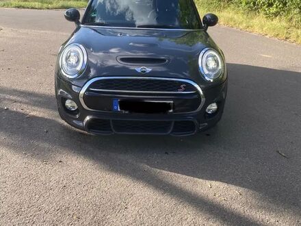 Міні Cooper S 2018 у Європі на Automoto.ua Міні Cooper S, об'ємом двигуна 2 л та пробігом 92 тис. км за 16207 $, фото 1 на Automoto.ua