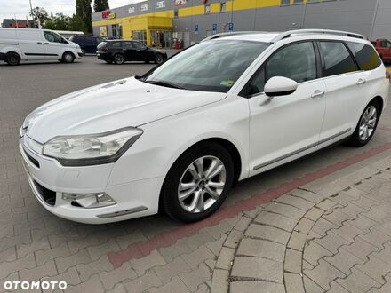 Ситроен С5 2011 в Европе на Automoto.ua Белый Ситроен С5, объемом двигателя 1 л и пробегом 208 тыс. км за 5570 $, фото 1 на Automoto.ua