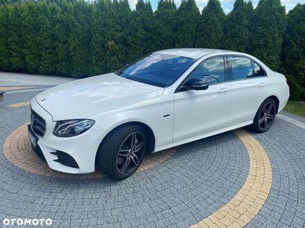 Мерседес Е-Класс 2018 в Европе на Automoto.ua Мерседес Е-Класс, объемом двигателя 1.99 л и пробегом 76 тыс. км за 116850 $, фото 1 на Automoto.ua