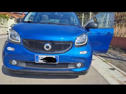 Смарт Forfour 2017 у Європі на Automoto.ua Смарт Forfour, об'ємом двигуна 0.9 л та пробігом 70 тис. км за 10682 $, фото 1 на Automoto.ua