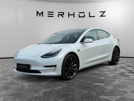 Тесла Модель 3 2020 в Европе на Automoto.ua Белый Тесла Модель 3, объемом двигателя 0 л и пробегом 86 тыс. км за 29349 $, фото 1 на Automoto.ua