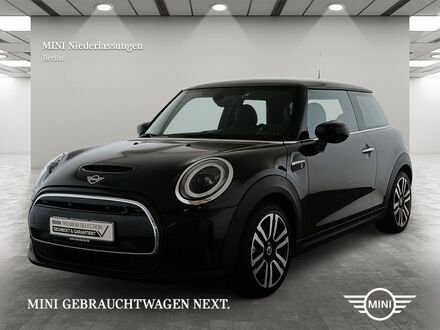 Мини Cooper SE 2022 в Европе на Automoto.ua Черный Мини Cooper SE, объемом двигателя 0 л и пробегом 39 тыс. км за 22544 $, фото 1 на Automoto.ua