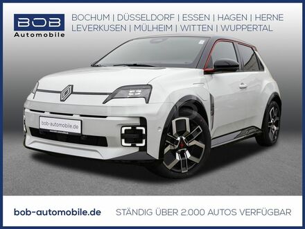 Рено 5 2024 в Европе на Automoto.ua Белый Рено 5, объемом двигателя 0 л и пробегом 4 тыс. км за 36614 $, фото 1 на Automoto.ua