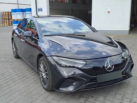 Мерседес EQE 2023 в Европе на Automoto.ua Черный Мерседес EQE, объемом двигателя 0 л и пробегом 21 тыс. км за 219000 $, фото 1 на Automoto.ua