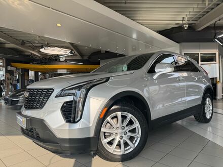 Кадиллак XT4 2022 в Европе на Automoto.ua Серебряный Кадиллак XT4, объемом двигателя 2 л и пробегом 18 тыс. км за 34402 $, фото 1 на Automoto.ua