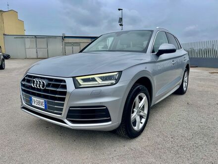 Ауди Ку 5 2018 в Европе на Automoto.ua Серый Ауди Ку 5, объемом двигателя 1.97 л и пробегом 199 тыс. км за 24631 $, фото 1 на Automoto.ua