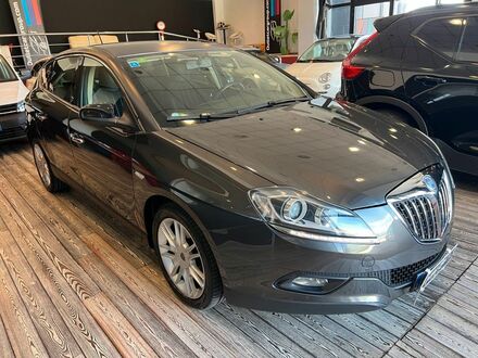 Лянча Дельта 2010 в Европе на Automoto.ua Серый Лянча Дельта, объемом двигателя 1.6 л и пробегом 160 тыс. км за 5678 $, фото 1 на Automoto.ua