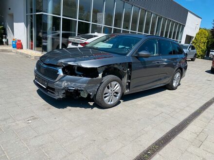 Шкода Октавия 2023 в Европе на Automoto.ua Серый Шкода Октавия, объемом двигателя 1.5 л и пробегом 52 тыс. км за 9548 $, фото 1 на Automoto.ua