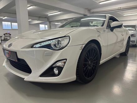 Тойота ГТ 86 2012 у Європі на Automoto.ua Білий Тойота ГТ 86, об'ємом двигуна 2 л та пробігом 214 тис. км за 17483 $, фото 1 на Automoto.ua
