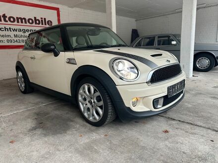 Міні Cooper SD 2012 у Європі на Automoto.ua Білий Міні Cooper SD, об'ємом двигуна 2 л та пробігом 169 тис. км за 9026 $, фото 1 на Automoto.ua