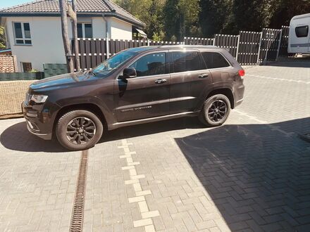 Джип Grand Cherokee 2017 у Європі на Automoto.ua Джип Grand Cherokee, об'ємом двигуна 2.99 л та пробігом 172 тис. км за 29768 $, фото 1 на Automoto.ua