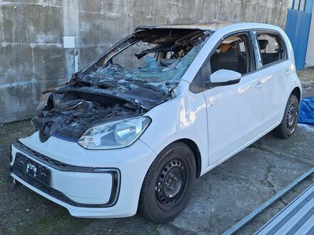 Фольксваген Ап 2020 у Європі на Automoto.ua Білий Фольксваген Ап, об'ємом двигуна 0 л та пробігом 20 тис. км за 8300 $, фото 1 на Automoto.ua