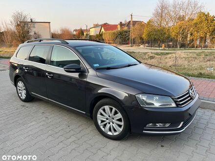 Фольксваген Пассат 2011 в Европе на Automoto.ua Коричневый Фольксваген Пассат, объемом двигателя 1 л и пробегом 224 тыс. км за 25100 $, фото 1 на Automoto.ua