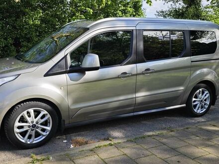 Бежевий Форд Grand Tourneo, об'ємом двигуна 1.5 л та пробігом 236 тис. км за 13617 $, фото 1 на Automoto.ua