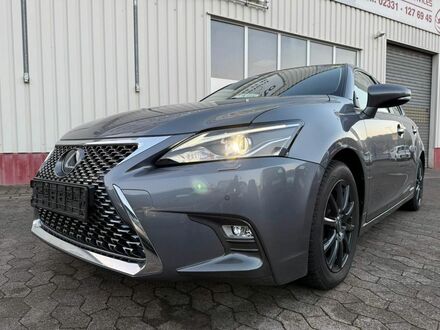 Лексус CT 200h 2020 у Європі на Automoto.ua Сірий Лексус CT 200h, об'ємом двигуна 1.8 л та пробігом 33 тис. км за 18525 $, фото 1 на Automoto.ua