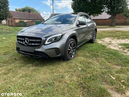 Мерседес ГЛА-Класс 2018 в Европе на Automoto.ua Серый Мерседес ГЛА-Класс, объемом двигателя 2.14 л и пробегом 162 тыс. км за 19831 $, фото 1 на Automoto.ua