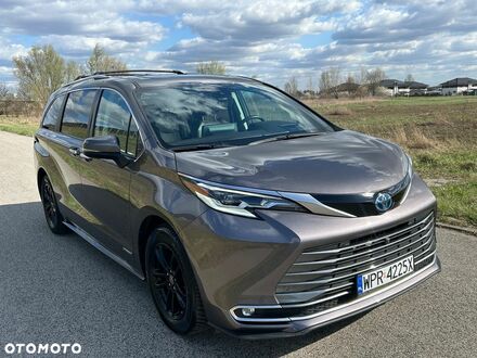 Тойота Сієнна 2021 у Європі на Automoto.ua Сірий Тойота Сієнна, об'ємом двигуна 3.46 л та пробігом 34 тис. км за 279000 $, фото 1 на Automoto.ua