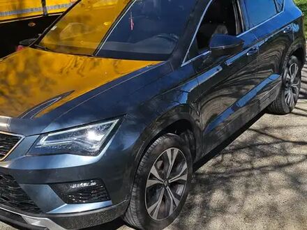 Сеат Ateca 2018 у Європі на Automoto.ua Сірий Сеат Ateca, об'ємом двигуна 0 л та пробігом 76 тис. км за 21276 $, фото 1 на Automoto.ua