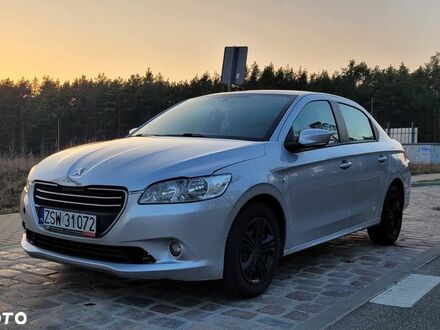 Пежо 301 2015 в Европе на Automoto.ua Серый Пежо 301, объемом двигателя 1 л и пробегом 307 тыс. км за 10500 $, фото 1 на Automoto.ua