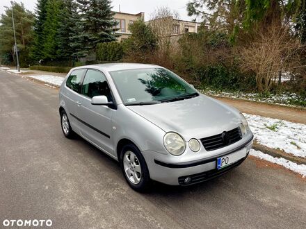 Фольксваген Поло 2003 в Европе на Automoto.ua Серый Фольксваген Поло, объемом двигателя 1 л и пробегом 117 тыс. км за 967 $, фото 1 на Automoto.ua