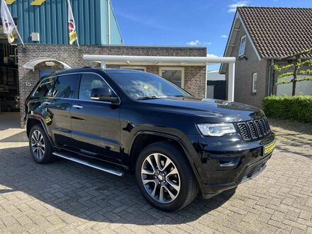 Чорний Джип Grand Cherokee, об'ємом двигуна 2.99 л та пробігом 156 тис. км за 43290 $, фото 1 на Automoto.ua