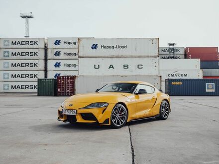 Тойота Супра 2022 в Европе на Automoto.ua Желтый Тойота Супра, объемом двигателя 2 л и пробегом 17 тыс. км за 214999 $, фото 1 на Automoto.ua
